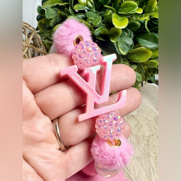 Card Holder with Handmade Beaded Keychain in Pink - Picture 2 of 8